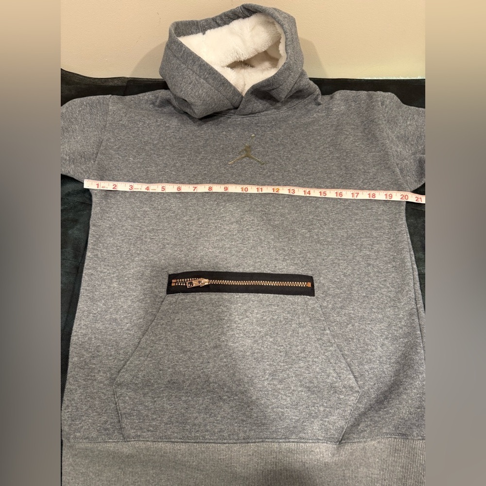 🔥Jordan Gray Hoodie with Front Pocket and Logo Sz XL big boy or women’s S EUC🔥 - Picture 6 of 6
